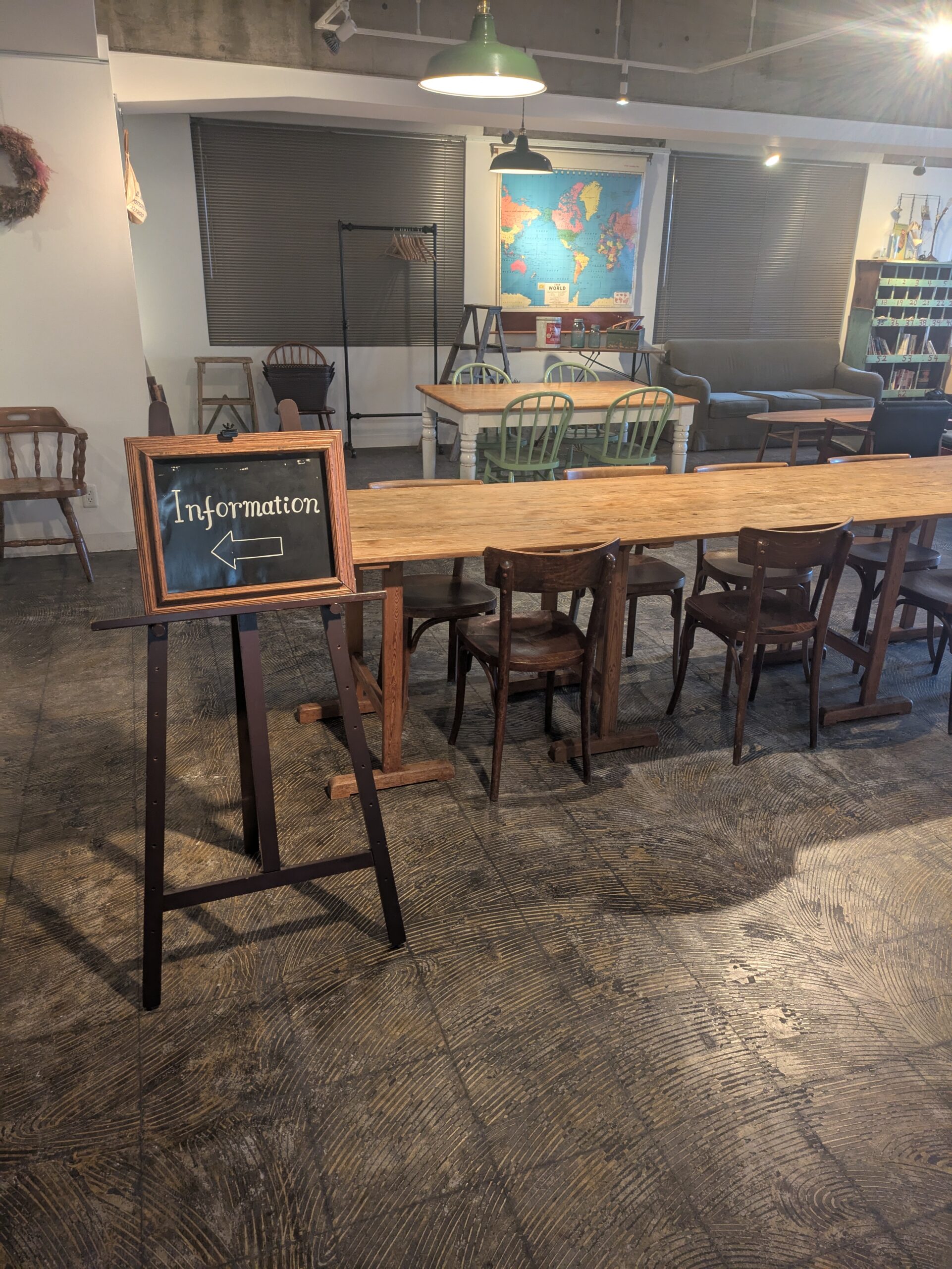 2階カフェでランチ！【レンタルスペース＆カフェ パズル浅草橋】